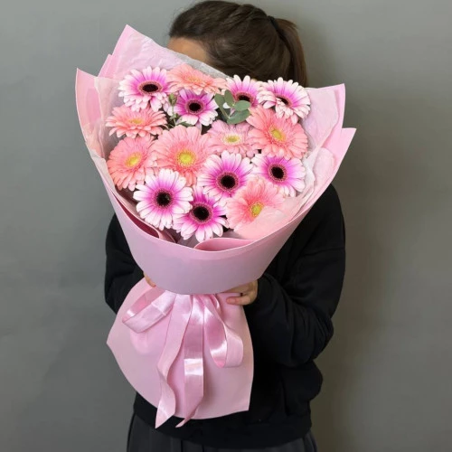 Букет с розовой герберой 15 шт